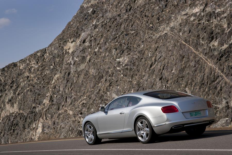  Bentley Continental GT 2011 года  (фото 102 из 151)